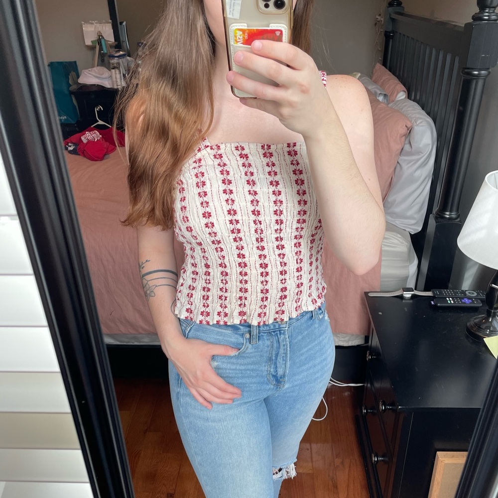 American Eagle Floral Cropped Tank Top